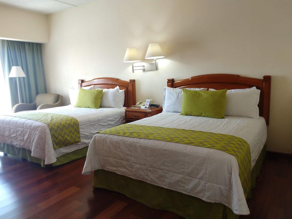 Hotel Villa Florida Puebla Exteriör bild