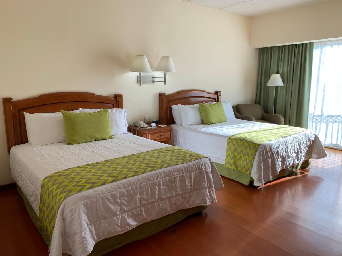 Hotel Villa Florida Puebla Exteriör bild