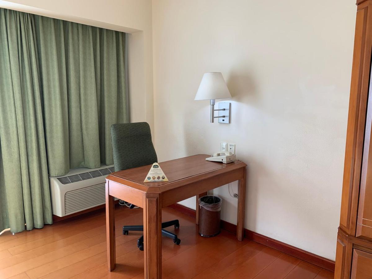 Hotel Villa Florida Puebla Exteriör bild